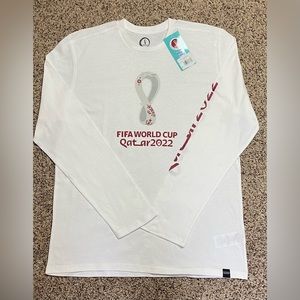 NWT FIFA WORLD CUP CREW NECK LONG SLEEVE TEE SIZE XL IN WHITE